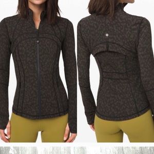 NWT lululemon jacket camo formation evergreen